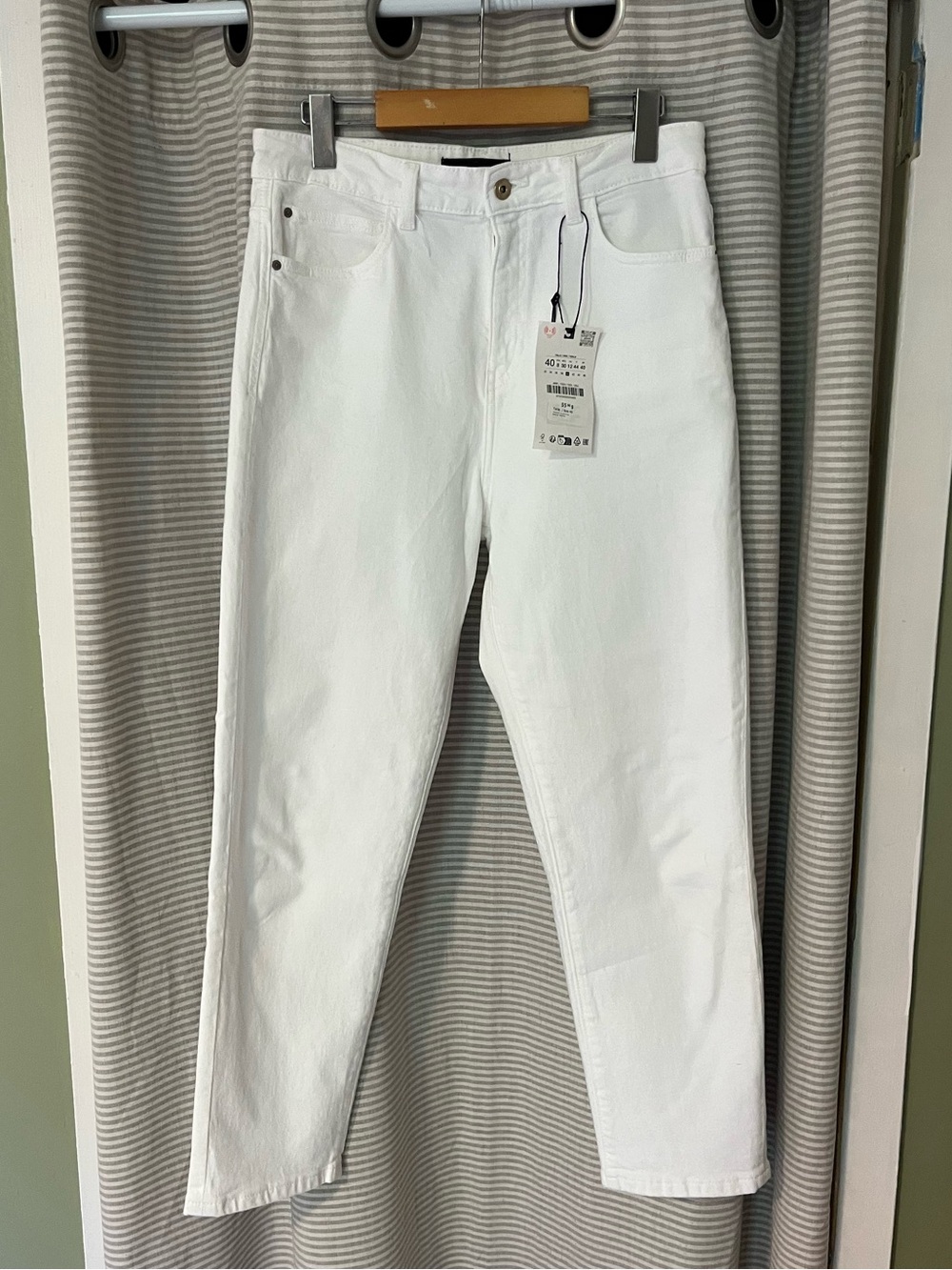 Mom Fit Zara Jeans (White) NWT - Picture 6 of 8